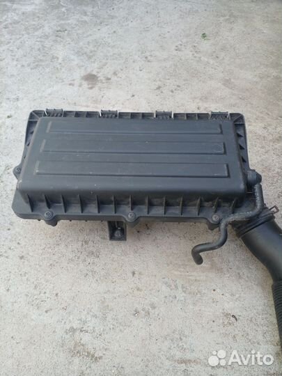 Корпус воздушного фильтра volkswagen polo