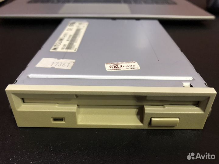 Флоппи дисковод