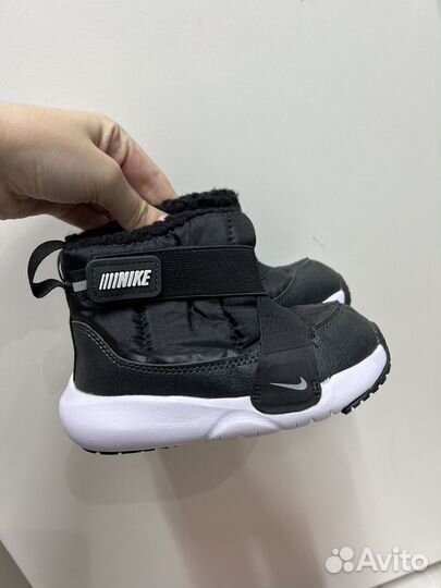 Дутики nike 9c