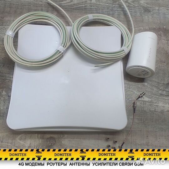 Комплект с панельной антенной Zette