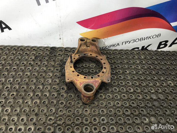 Щит опорный задний Renault Major