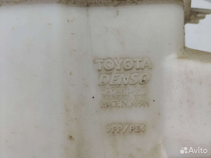 Бачок омывателя Toyota Camry 40 2.4 2006-2011