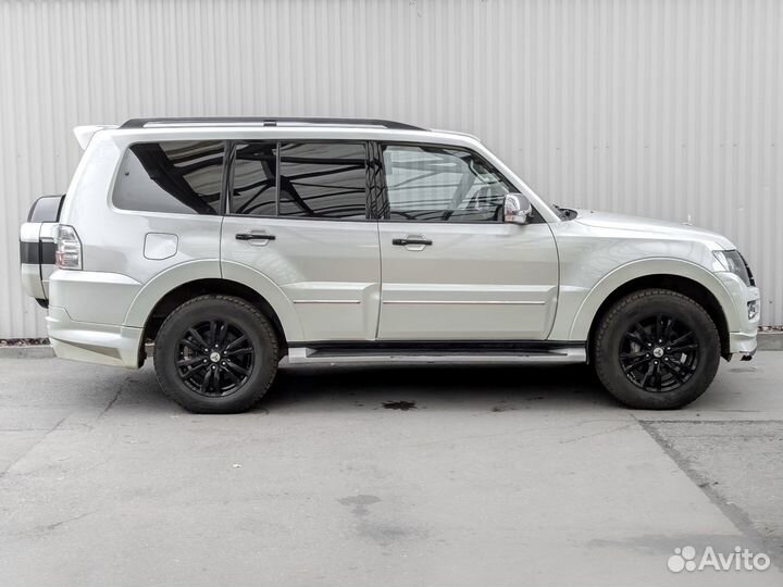 Mitsubishi Pajero 3.8 AT, 2019, 16 408 км