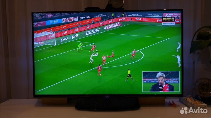 Телевизор Sharp Aquos LC-50LE651RU