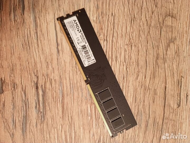 Оперативная память ddr4 AMD 16 gb