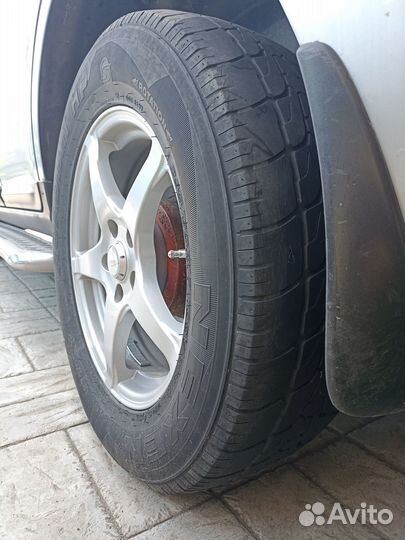 Nexen Roadian HP 235/65 R17