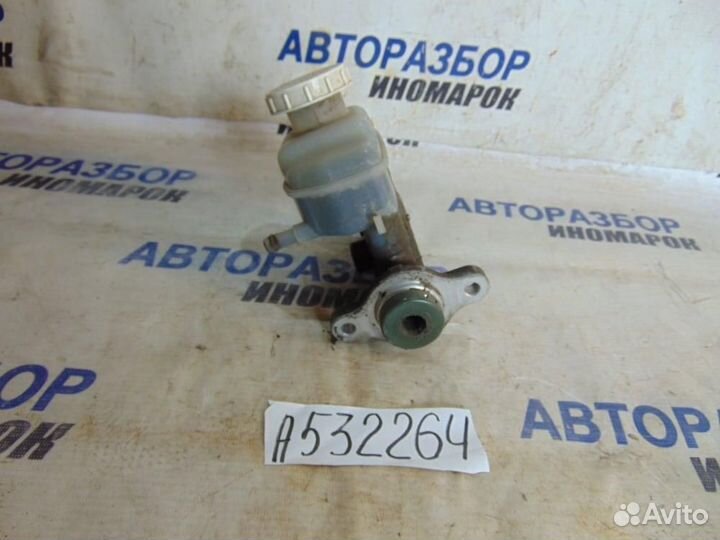 Бачок главного тормозного цилиндра для Mitsubishi