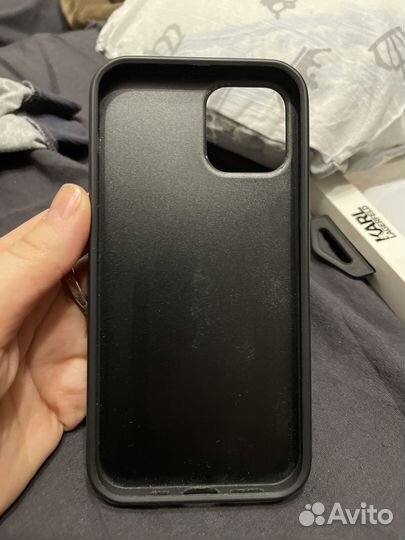 Чехол на iPhone 12