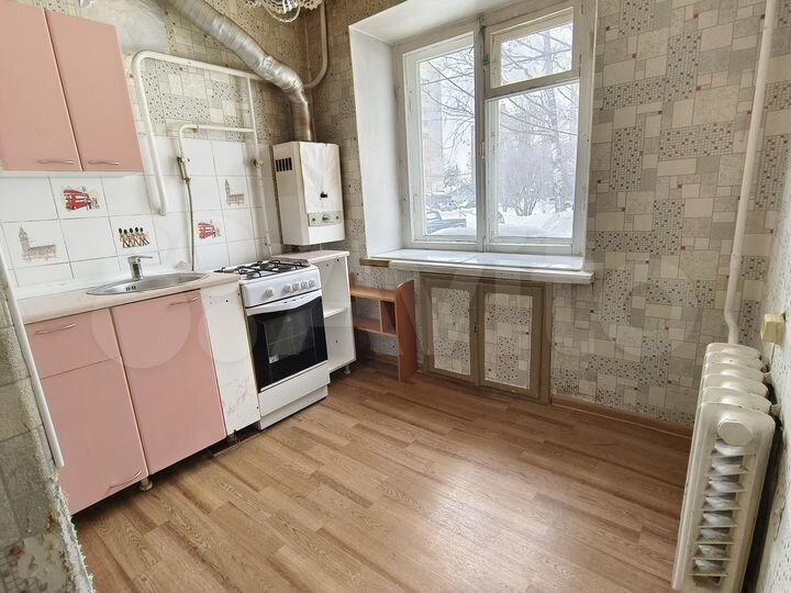 3-к. квартира, 60 м², 1/5 эт.