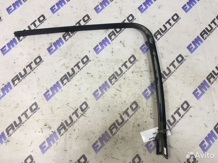 Накладка двери задней правой Форд Фокус 2