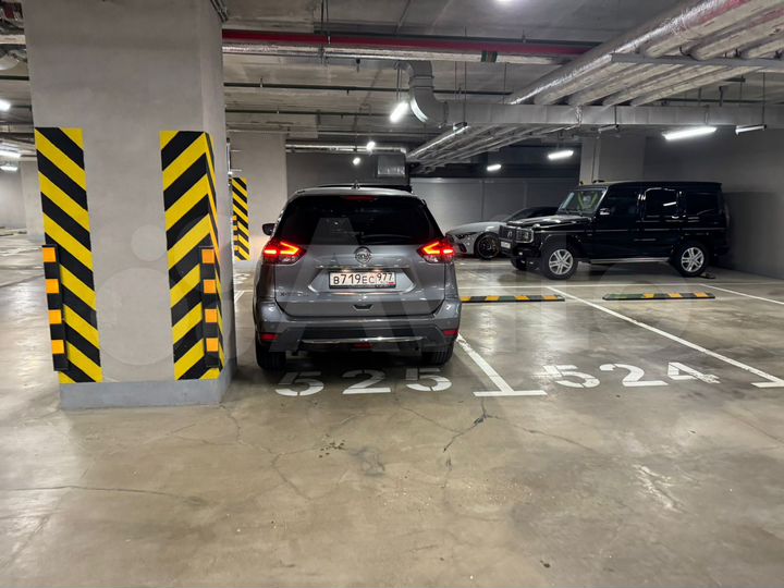 Машиноместо, 11 м²