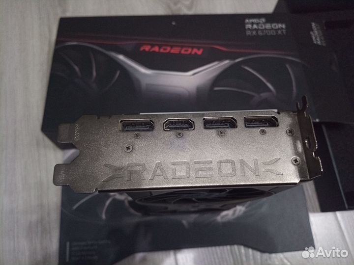 AMD Radeon RX 6700 XT founders edition