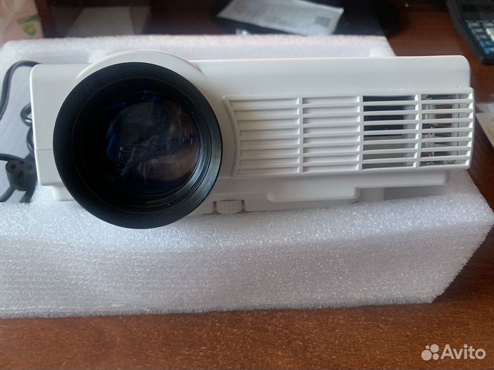 Проектор LED projector