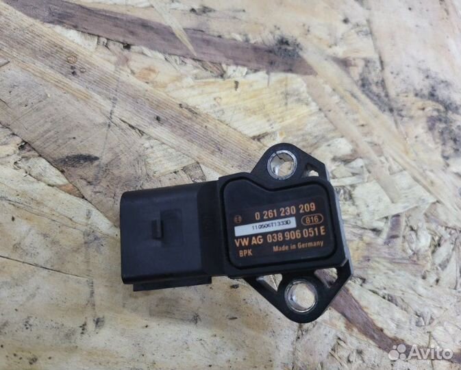 Датчик давление во впускном газопроводе Audi A5 I