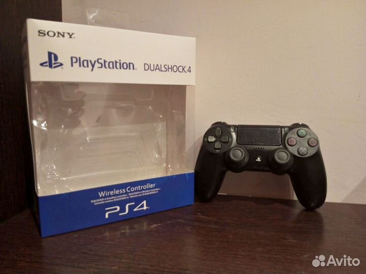Новый джойстик DualShock 4