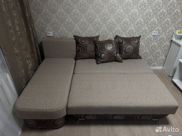 Угловой диван