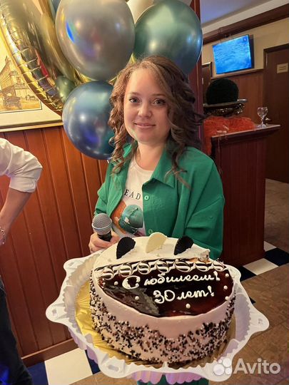 Ведущая праздников