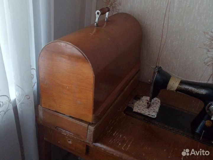 Швейная машина Подольск ручная бу