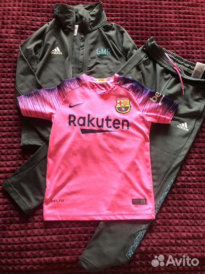 Спортивный костюм