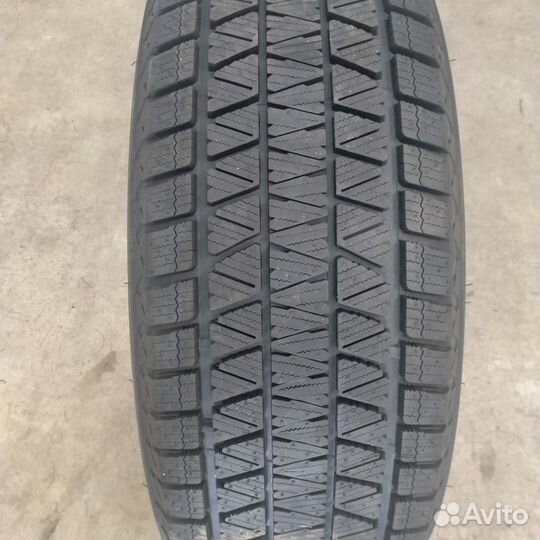 Bridgestone Blizzak DM-V3 255/55 R19 T