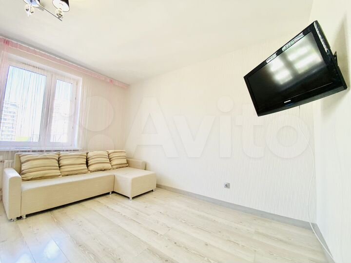 1-к. квартира, 50 м², 8/15 эт.