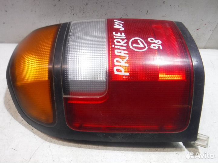 Фонарь задний левый Nissan Prairie Joy