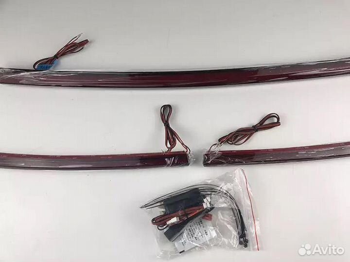 Динамическая полоса багажника LED на Mercedes w205