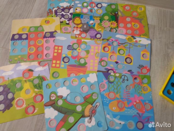 Настольный развивающий пазл с цветными кнопками