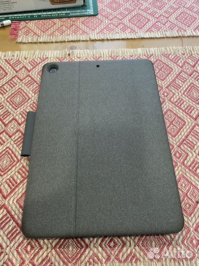 Чехол клавиатура Logitech Combo Touch графит