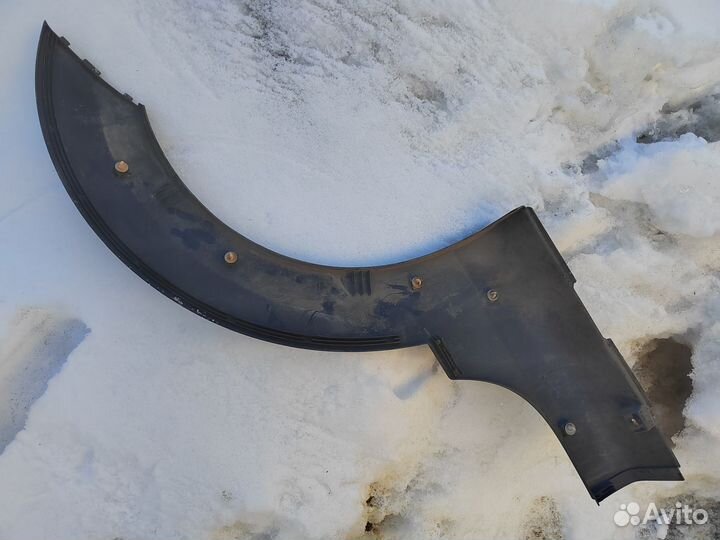 Молдинг крыла заднего левого Лада Ларгус Кросс