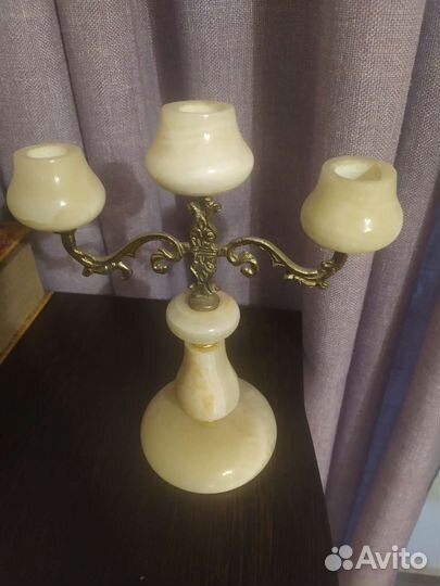 Подсвечник из оникса