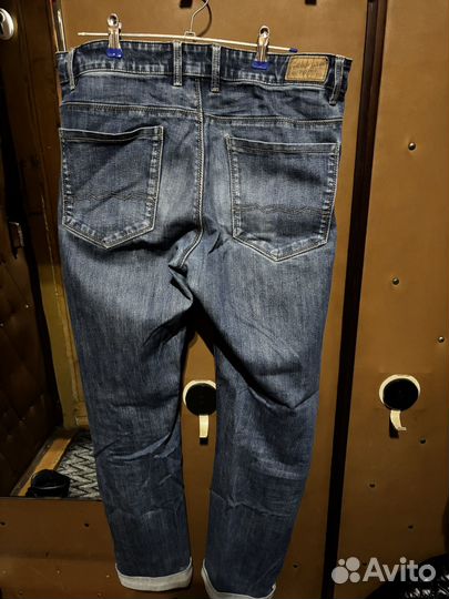 Джинсы мужские