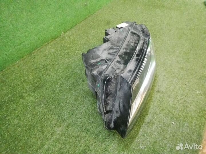 Фара левая Volkswagen Tiguan