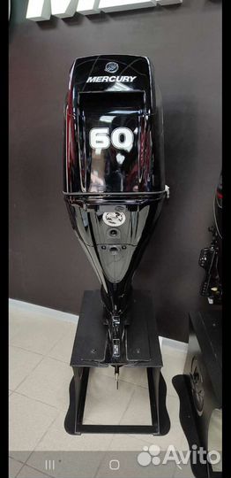 Продам лодку с мотором