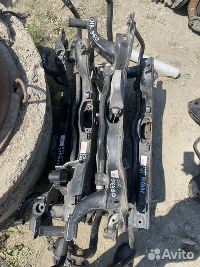 Подрамник передний Toyota CHR тойота 2016г