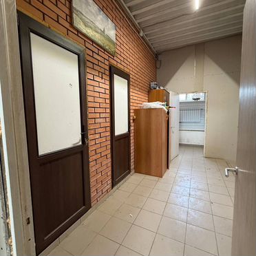 Гараж, > 30 м²