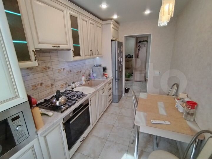 2-к. квартира, 52 м², 2/5 эт.