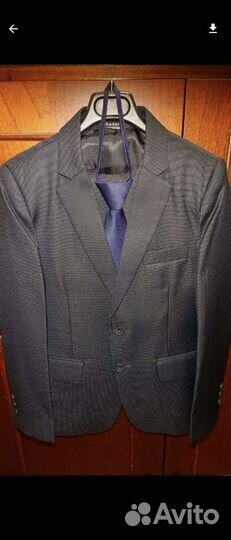 Школьный костюм для мальчика 128 новый