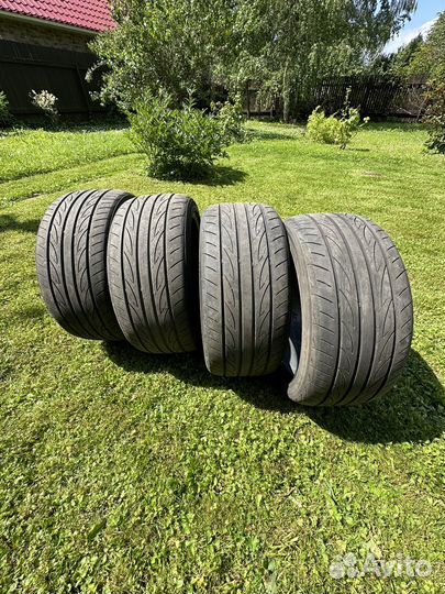 Yokohama Advan Fleva V701 245/40 R18 97W