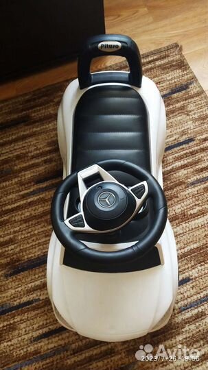 Машинка-каталка