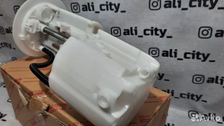 Топливный фильтр в сборе Королла е150 Toyota