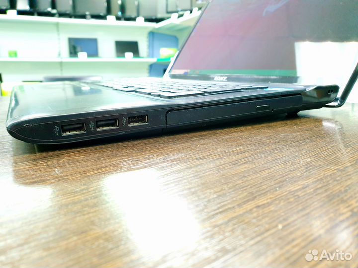 Ноутбук sony vaio 17