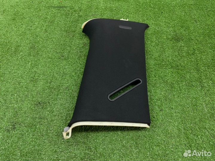 Обшивка стойки салона задняя левая Mercedes