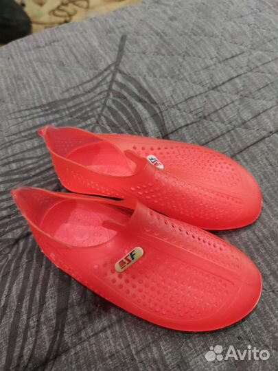 Аквашузы каралловые тапочки 26 размер