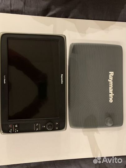 Навигационный монитор Raymarine