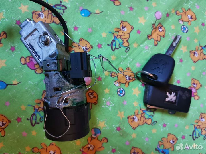 Замок Peugeot Citroёn