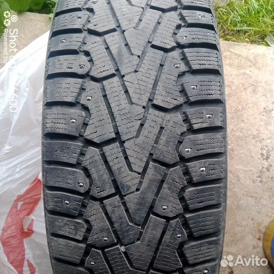 Pirelli Ice Zero 225/65 R17