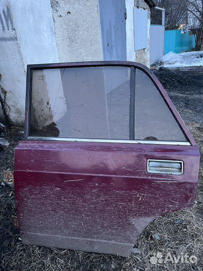 Задняя дверь ваз 2107