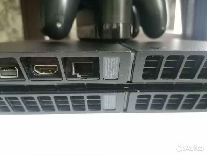 Sony PS4 1tb + 62 игры