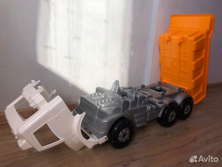 Самосвал большой игрушка